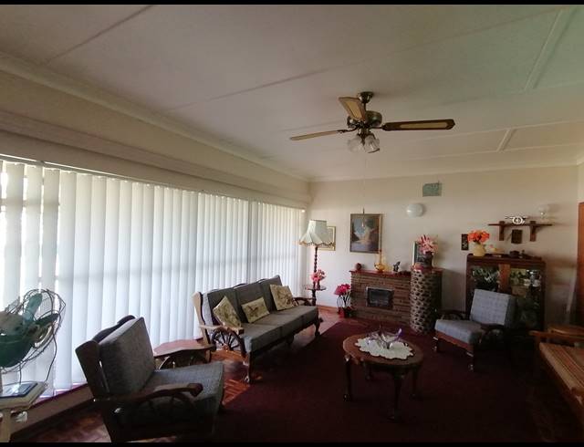 4 BEDROOM FREESTANDING SOLD IN STILFONTEIN EXT 4